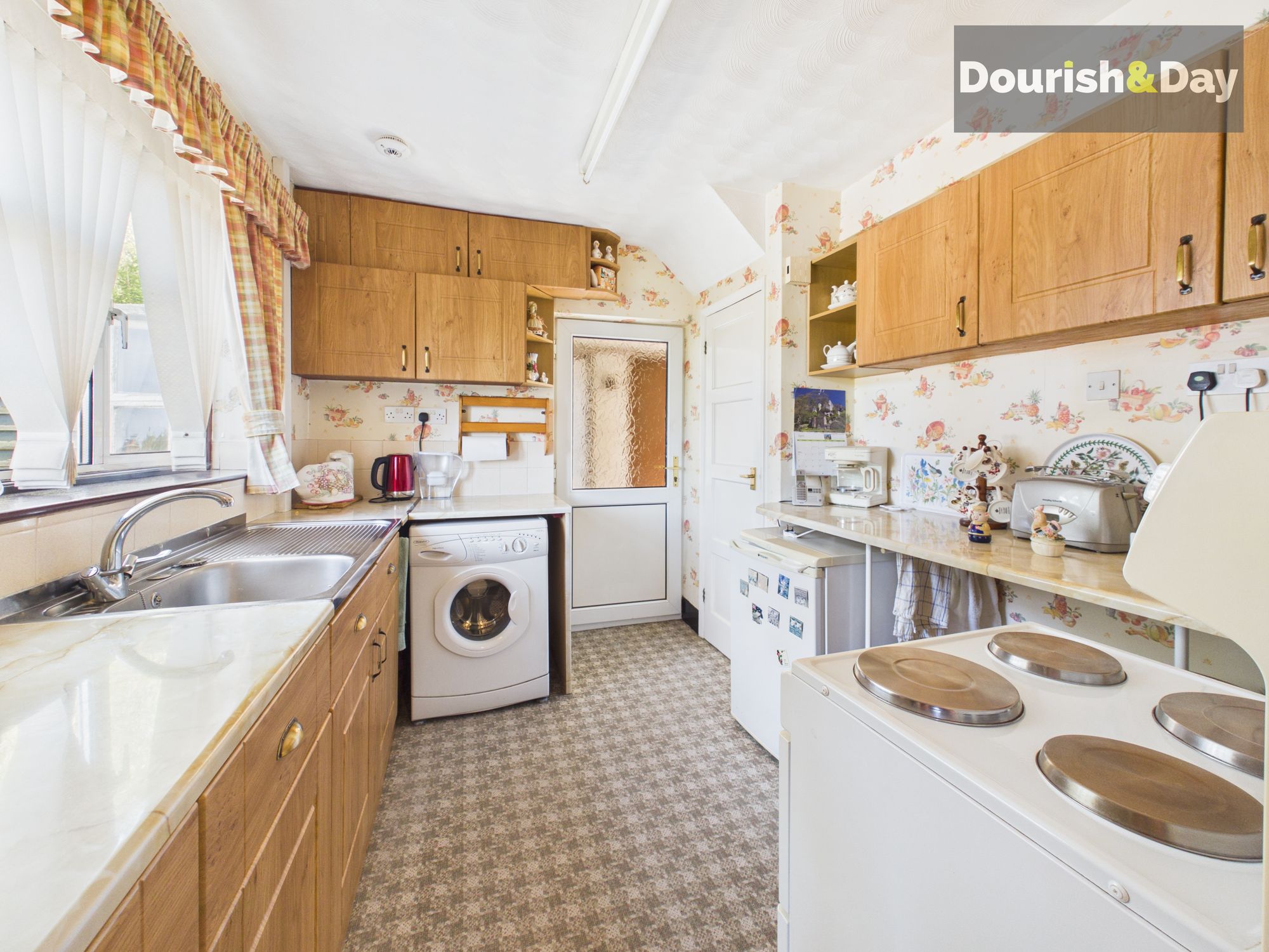 2 bed semi-detached house for sale in Southwell Estate, Eccleshall, ST21 - Property Image 4
