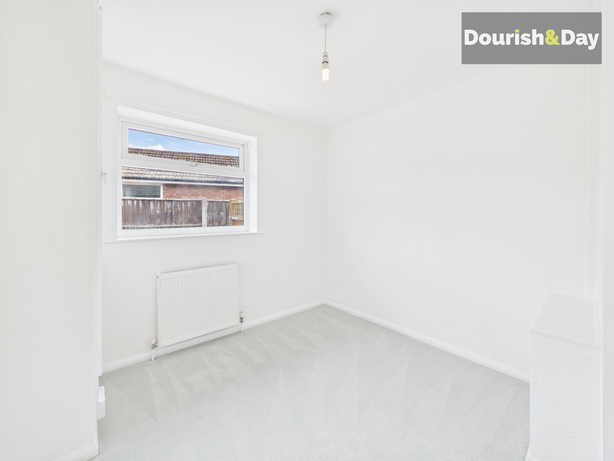 2 bed semi-detached bungalow for sale in Salisbury Road, Stafford, ST16 - Property Image 9