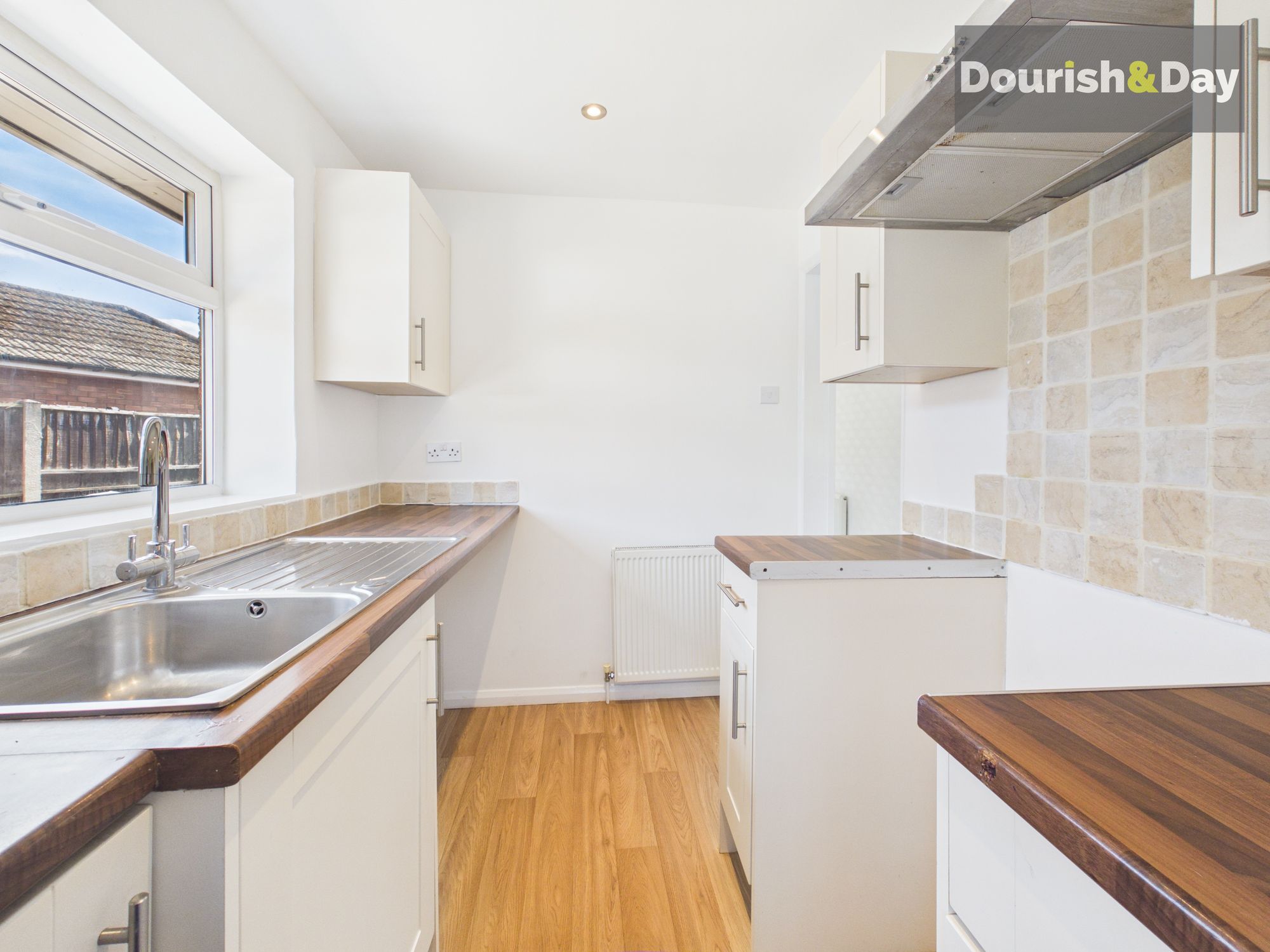 2 bed semi-detached bungalow for sale in Salisbury Road, Stafford, ST16 - Property Image 11