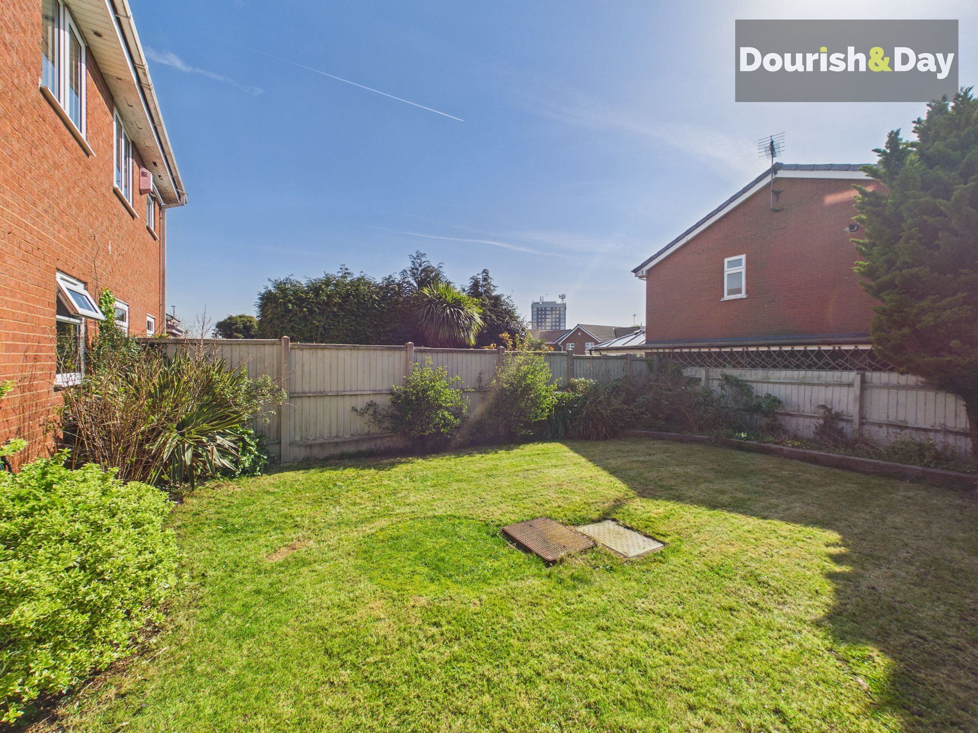 2 bed semi-detached house for sale in Torridge Drive, Stafford, ST17 - Property Image 13