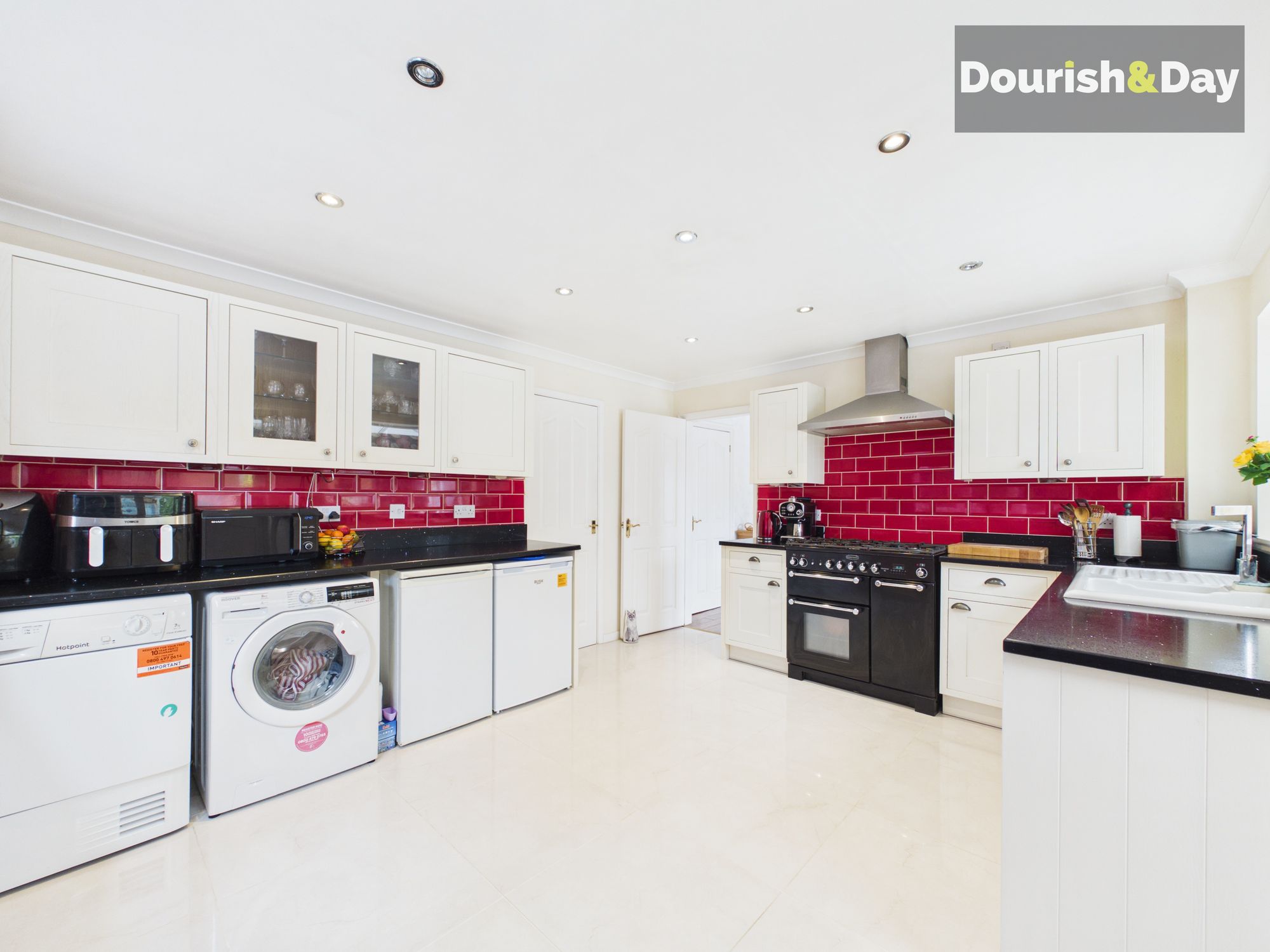 4 bed detached house for sale in Lancing Avenue, The Meadows, Stafford, ST17 - Property Image 8