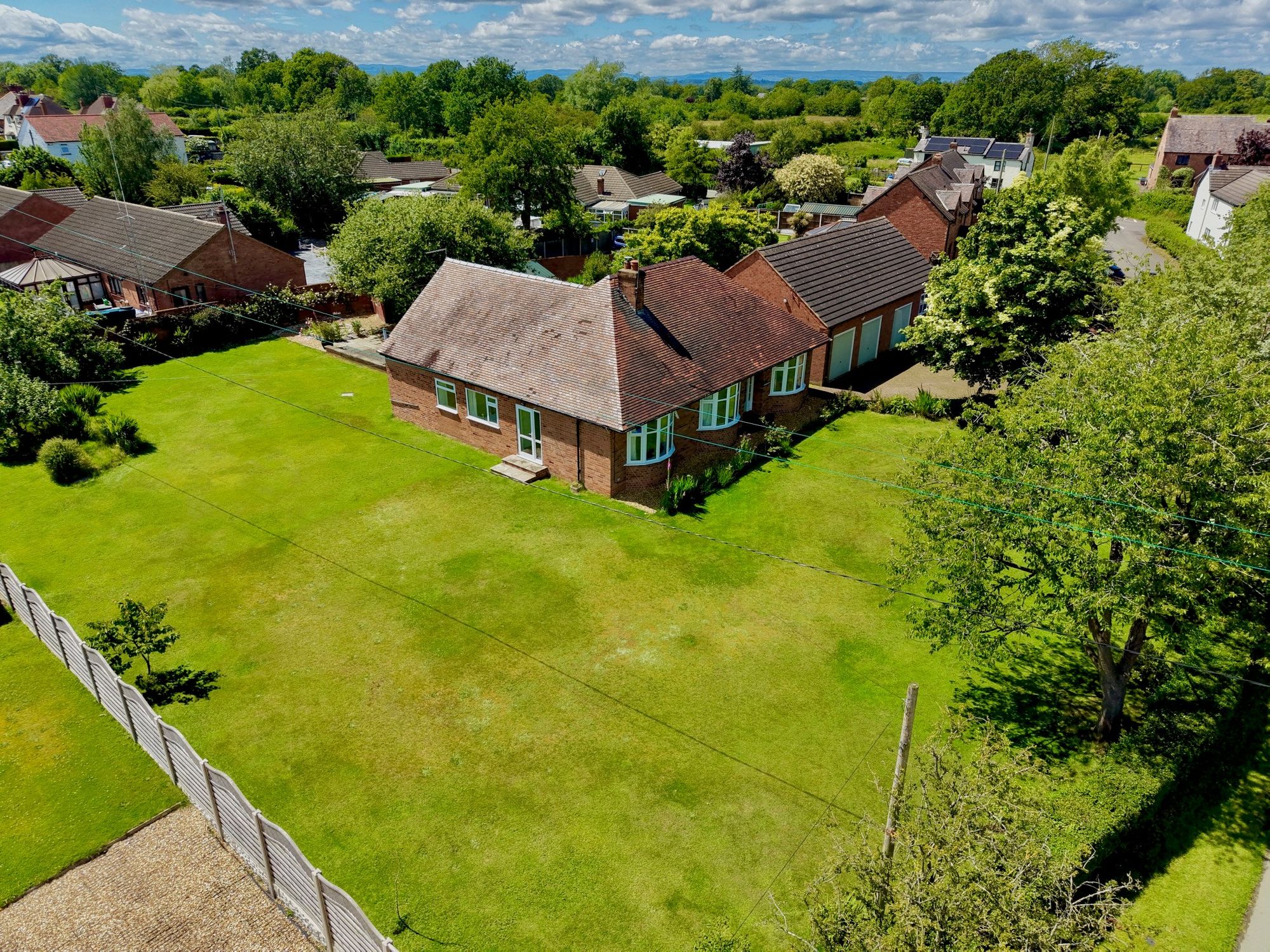 3 bed detached bungalow for sale in Stanley Green, Whixall, SY13  - Property Image 8