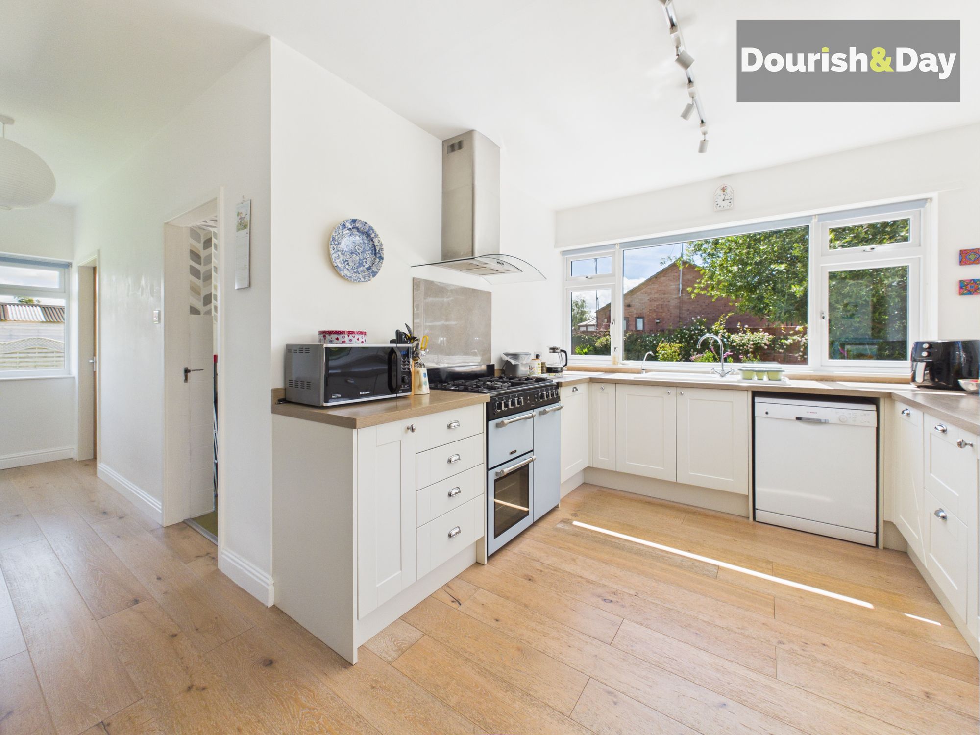 3 bed detached bungalow for sale in Stanley Green, Whixall, SY13  - Property Image 4