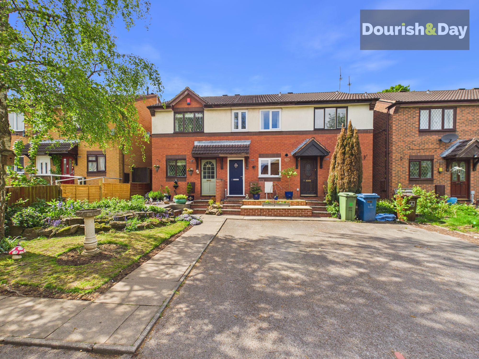 2 bed terraced house for sale in Grissom Close, Stafford, ST16 - Property Image 12