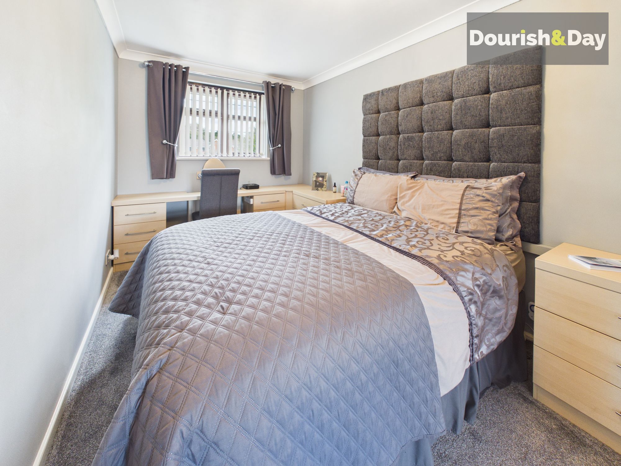 4 bed detached house for sale in Larchmere Drive, Essington, WV11  - Property Image 25
