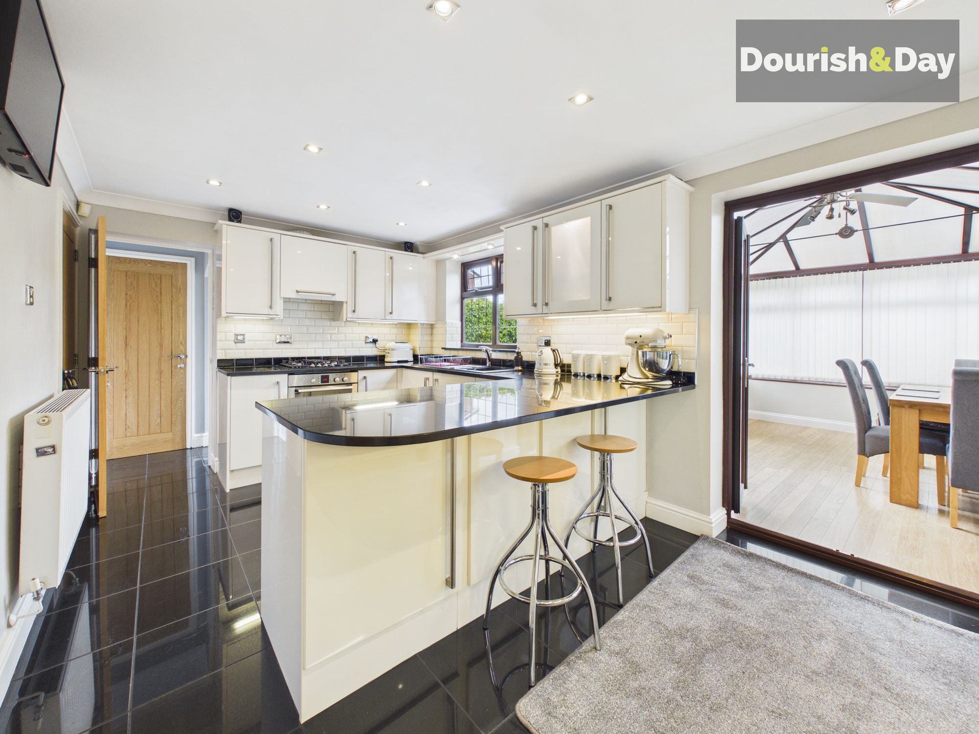 4 bed detached house for sale in Larchmere Drive, Essington, WV11  - Property Image 3