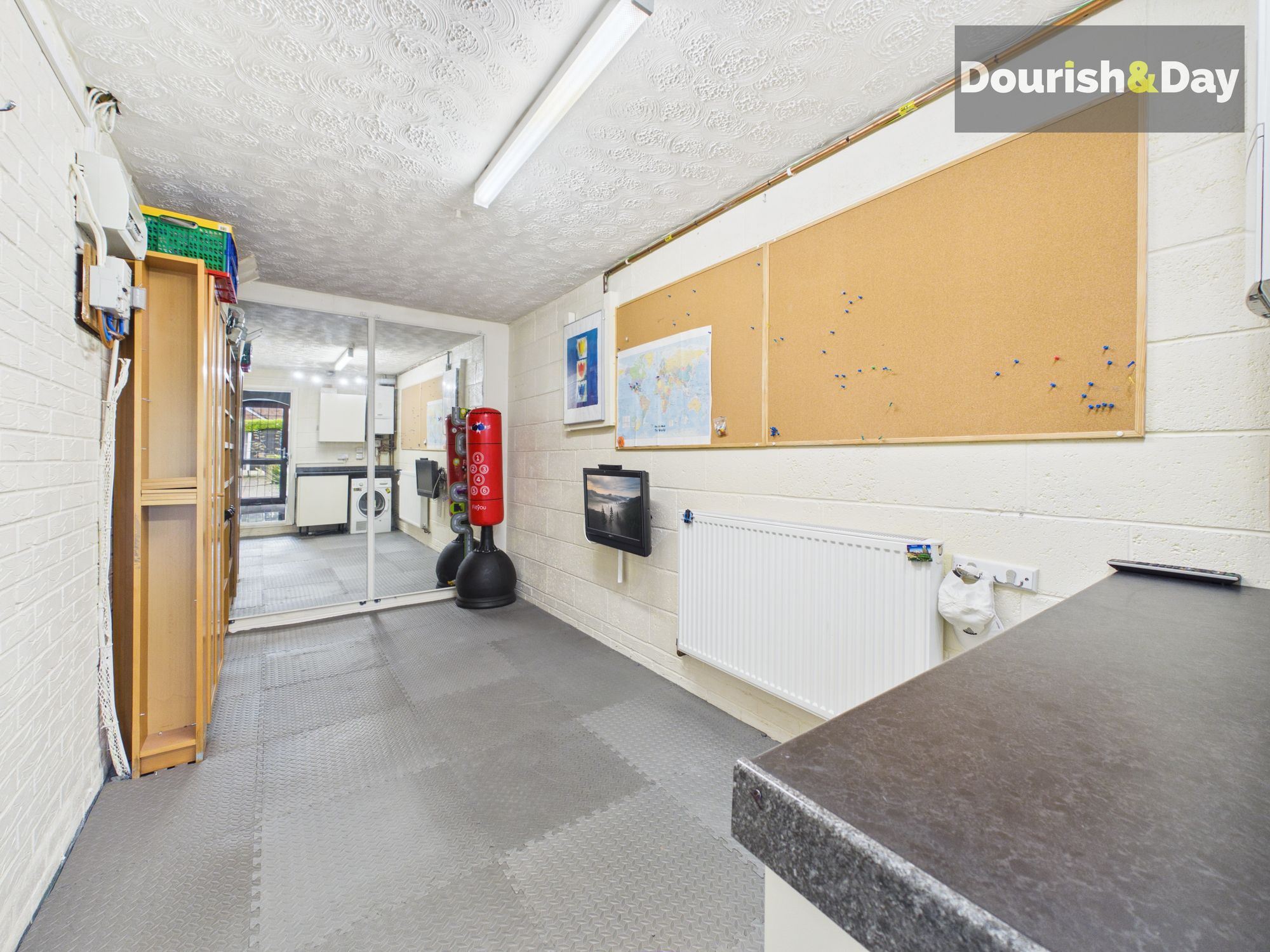 4 bed detached house for sale in Larchmere Drive, Essington, WV11  - Property Image 18
