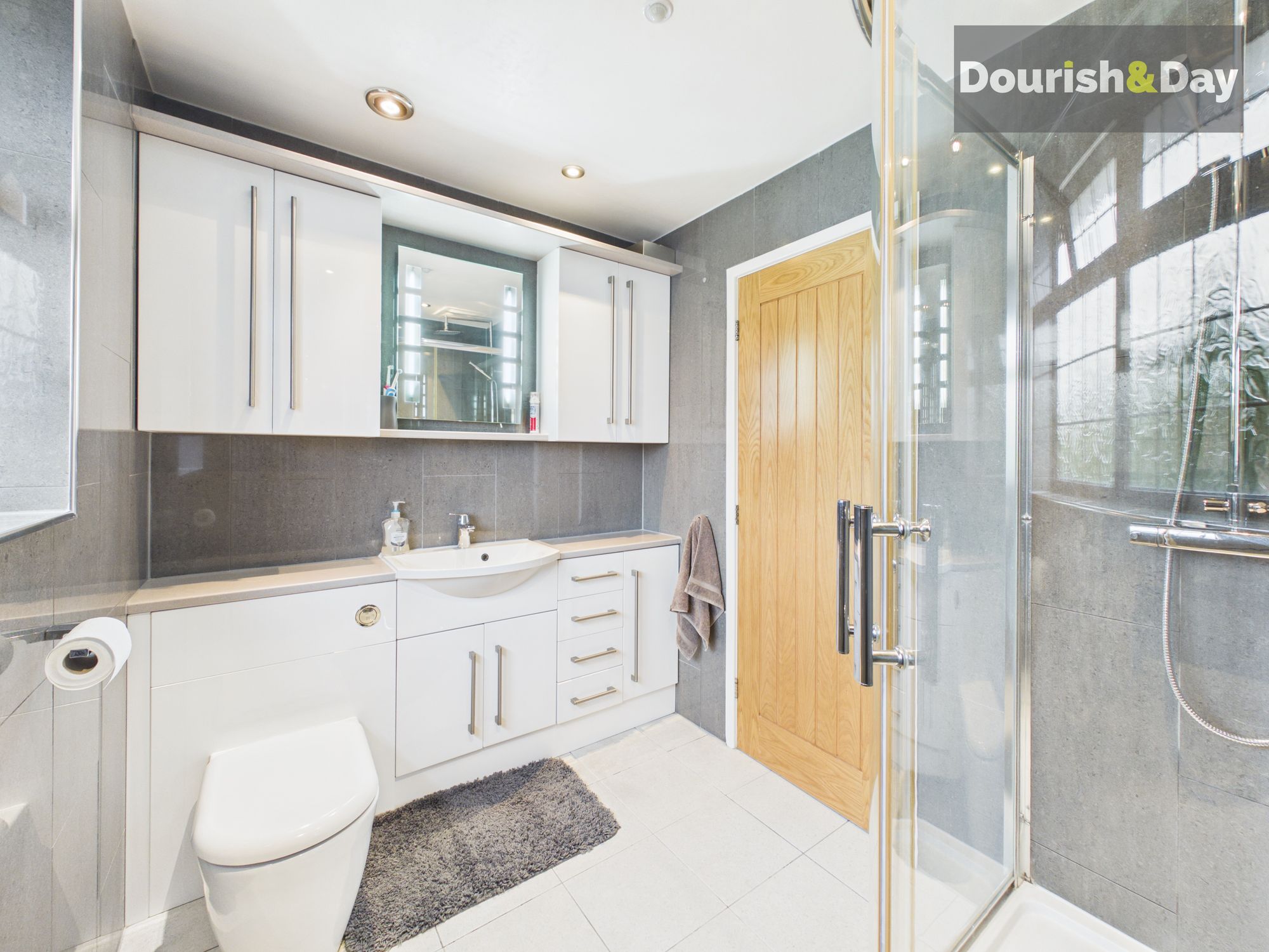 4 bed detached house for sale in Larchmere Drive, Essington, WV11  - Property Image 27