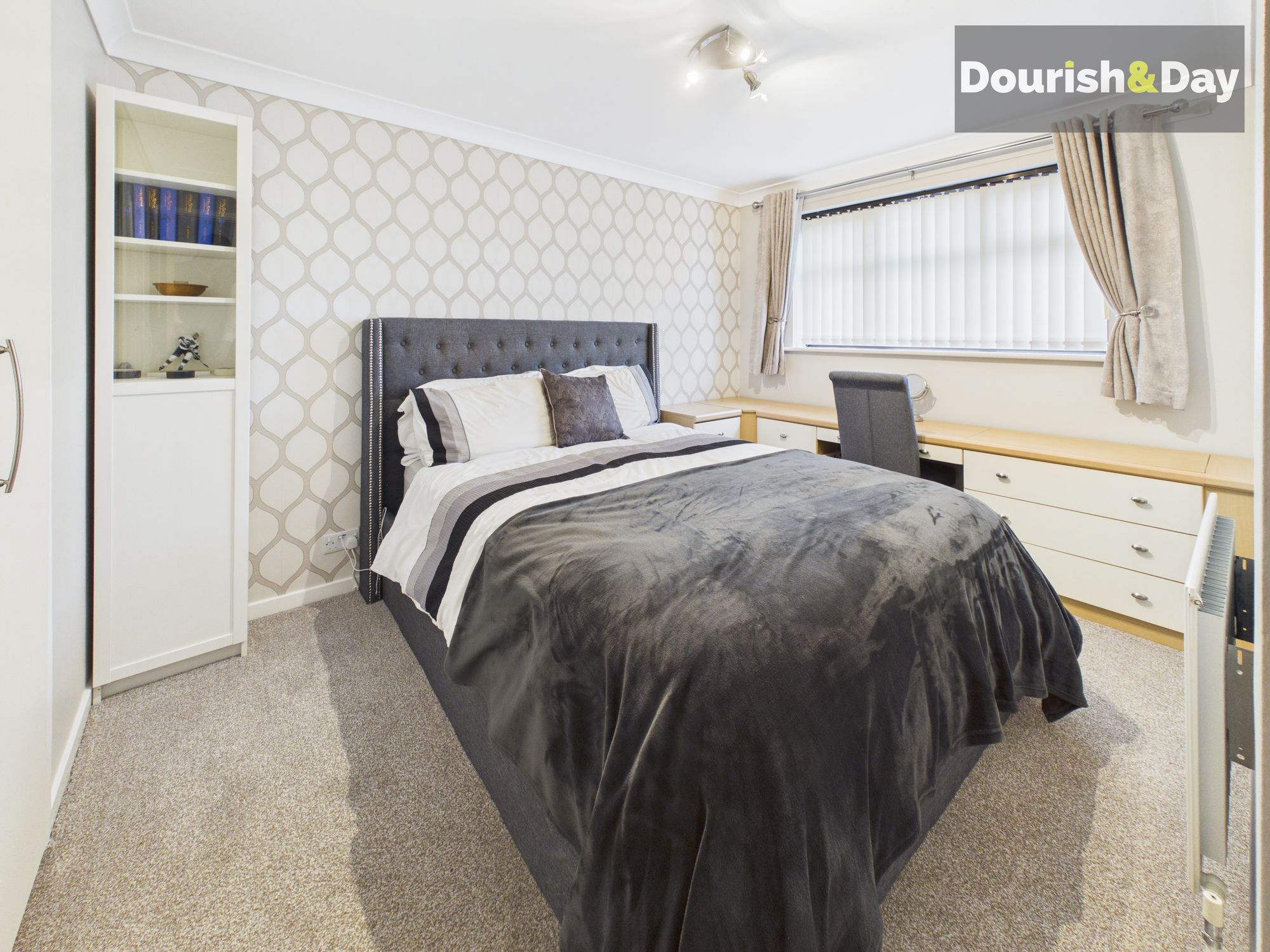 4 bed detached house for sale in Larchmere Drive, Essington, WV11  - Property Image 28