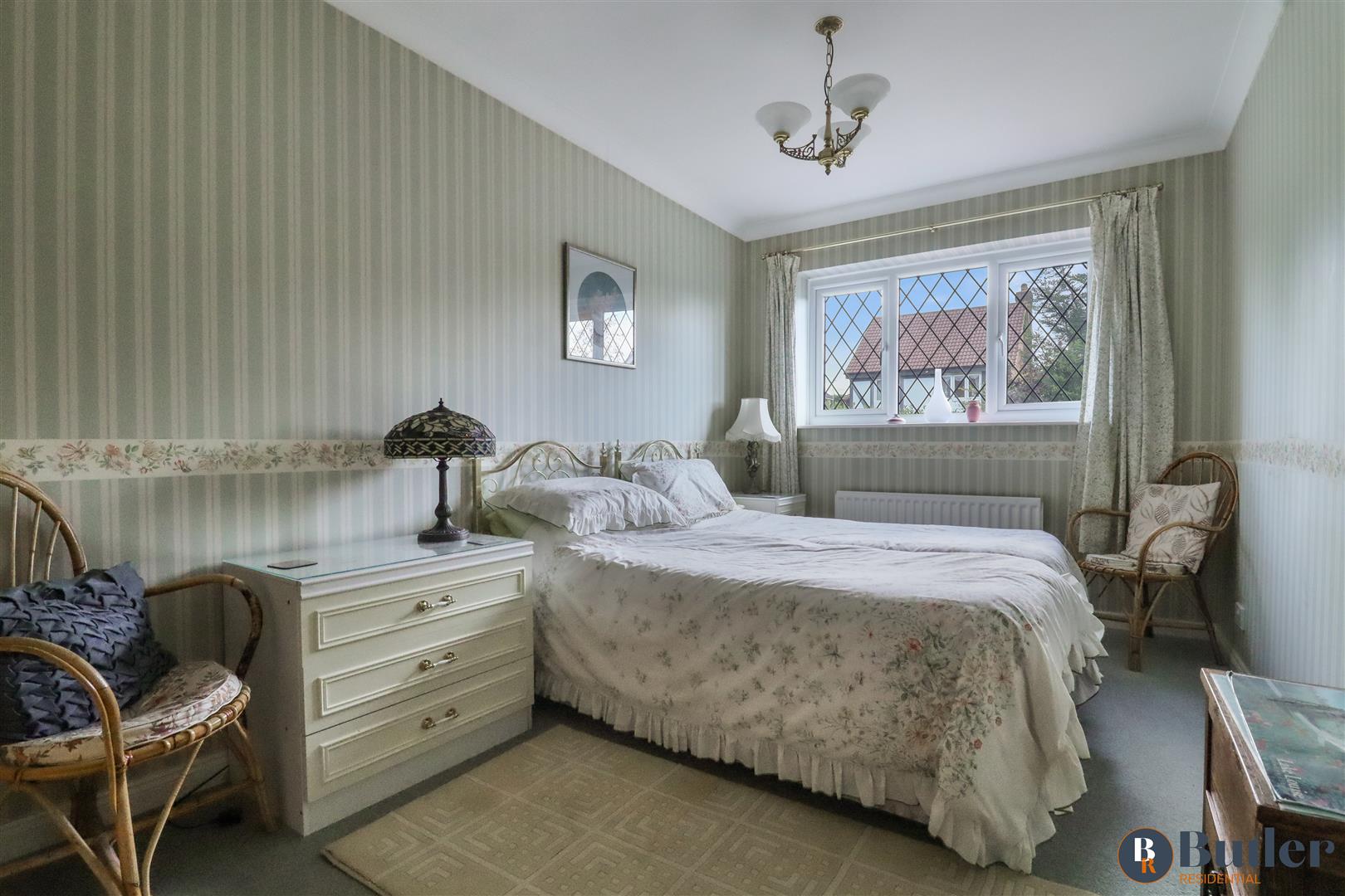 4 bed detached house for sale in Green Meadow, Potters Bar  - Property Image 16