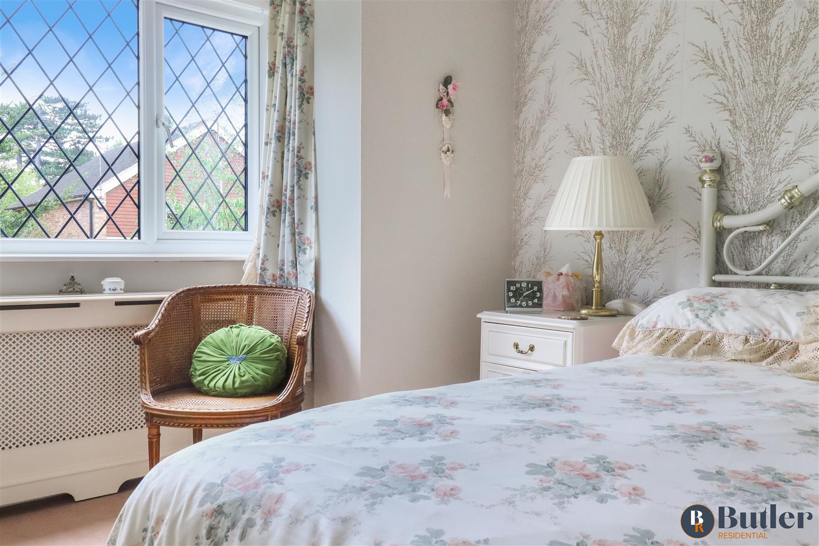 4 bed detached house for sale in Green Meadow, Potters Bar  - Property Image 12