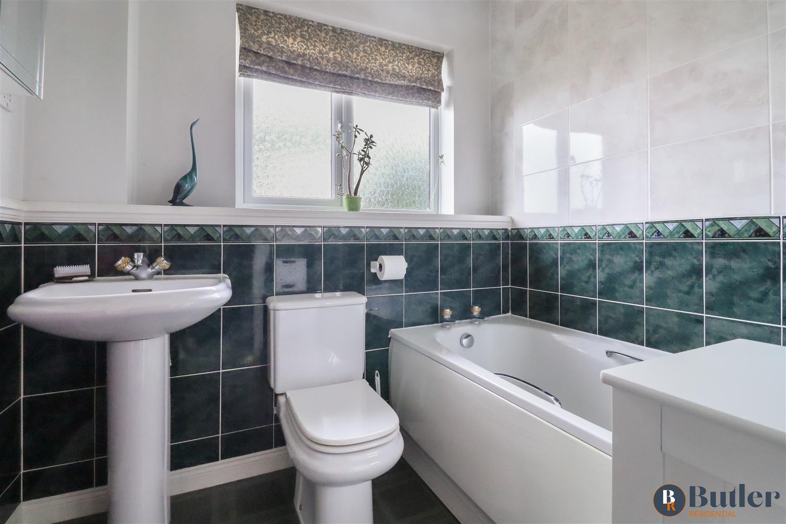 4 bed detached house for sale in Green Meadow, Potters Bar 19