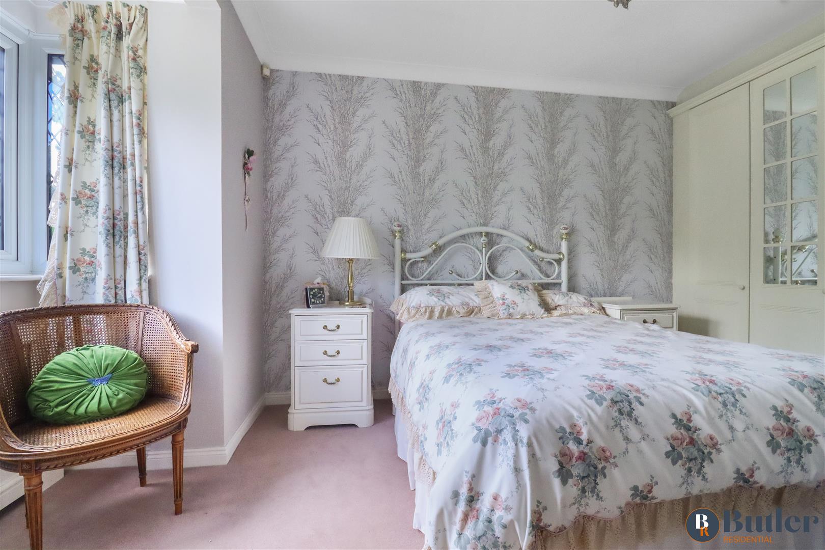 4 bed detached house for sale in Green Meadow, Potters Bar  - Property Image 13