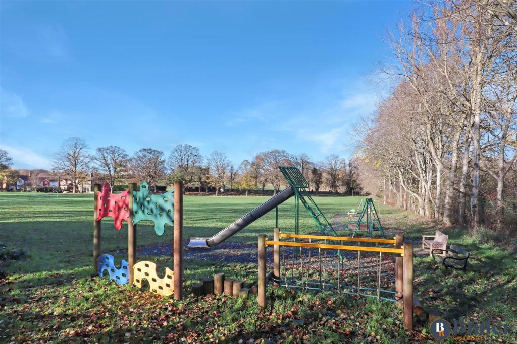 3 bed cottage for sale in Aspenden, Buntingford 30