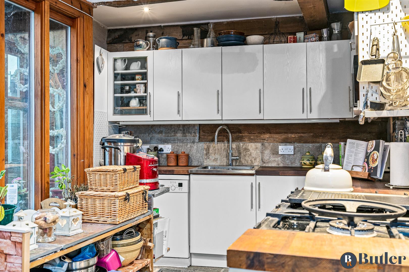 3 bed cottage for sale, Buntingford 10