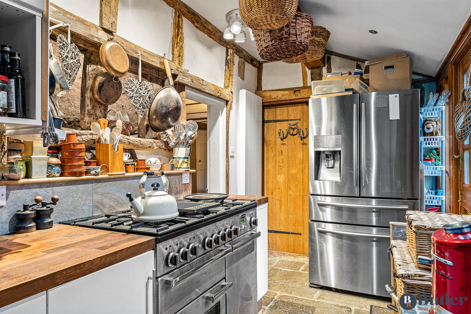 3 bed cottage for sale in Aspenden, Buntingford 9