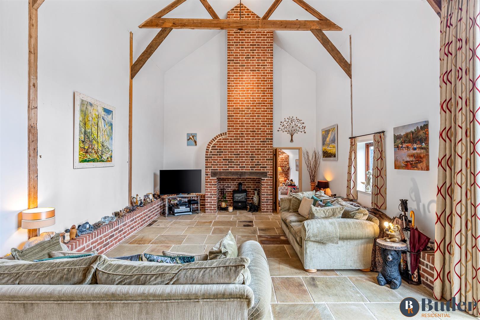 4 bed barn conversion for sale in High Street, Walkern  - Property Image 11