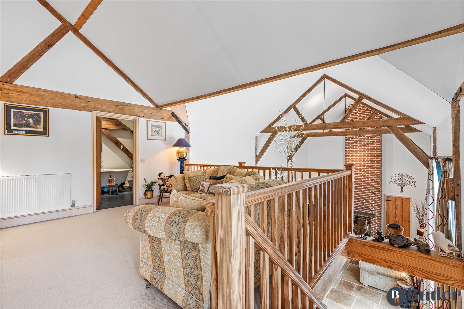 4 bed barn conversion for sale in High Street, Walkern  - Property Image 13
