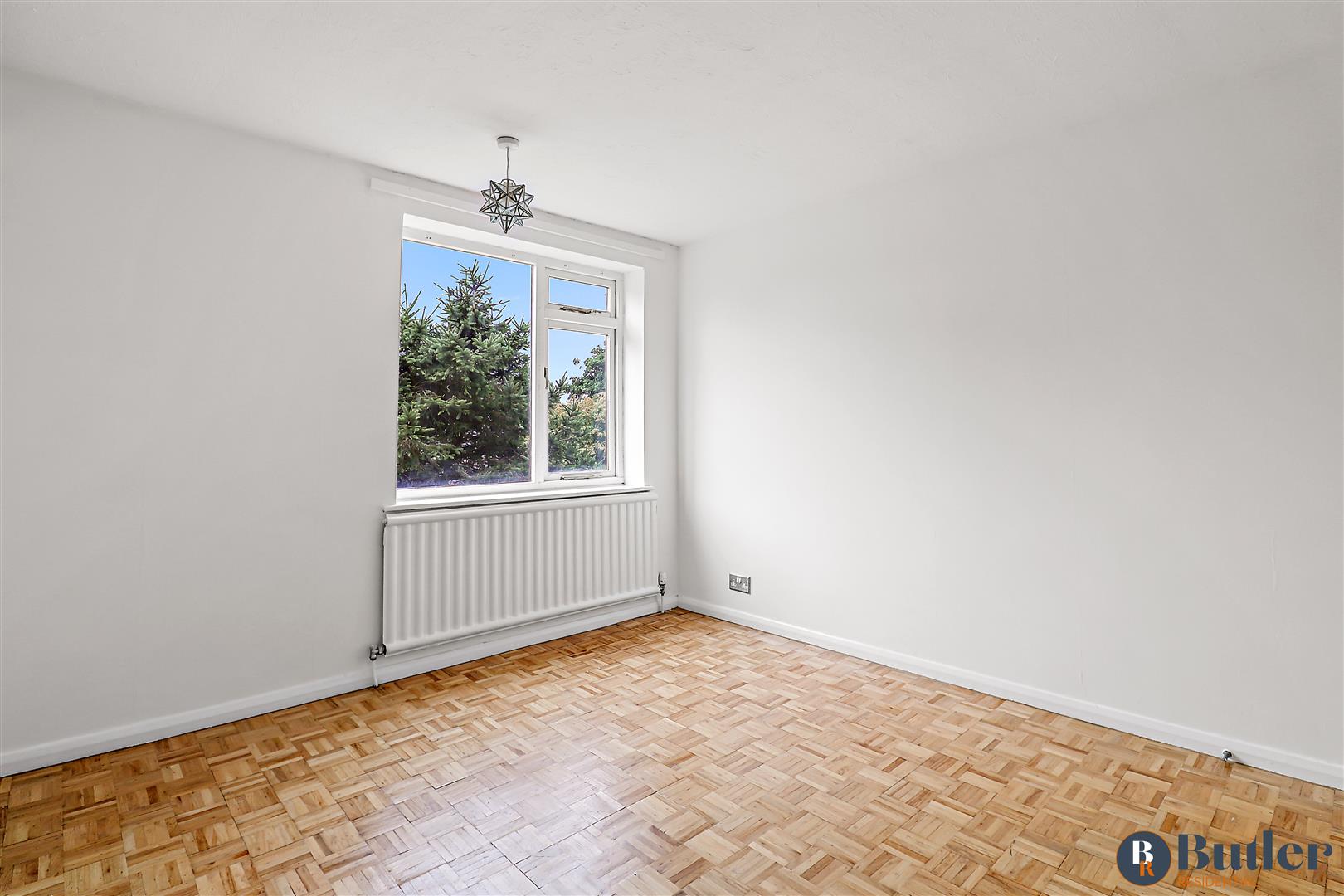 4 bed detached house for sale in Bishops Way, St. Neots 16