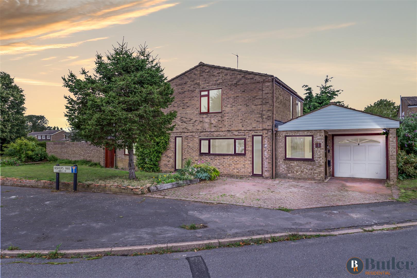 4 bed  for sale in Bishops Way, St. Neots, PE19