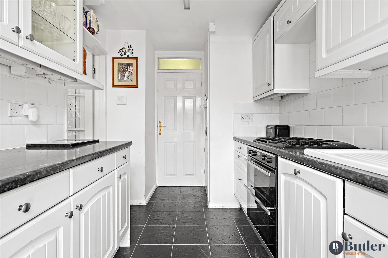 3 bed terraced house for sale in Greville Close, Hatfield  - Property Image 8