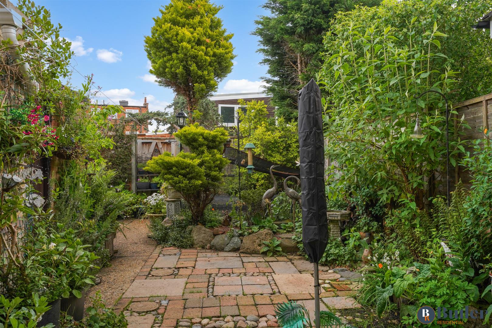 3 bed terraced house for sale in Greville Close, Hatfield 24