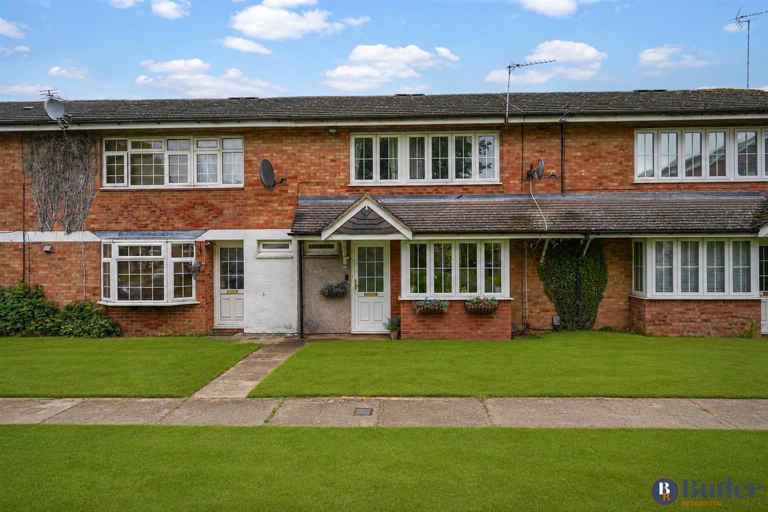 3 bed  for sale in Greville Close, Hatfield, AL9 