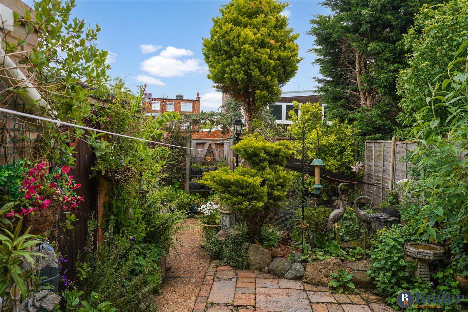 3 bed terraced house for sale in Greville Close, Hatfield 26