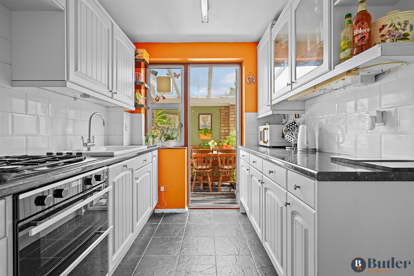 3 bed terraced house for sale in Greville Close, Hatfield 2