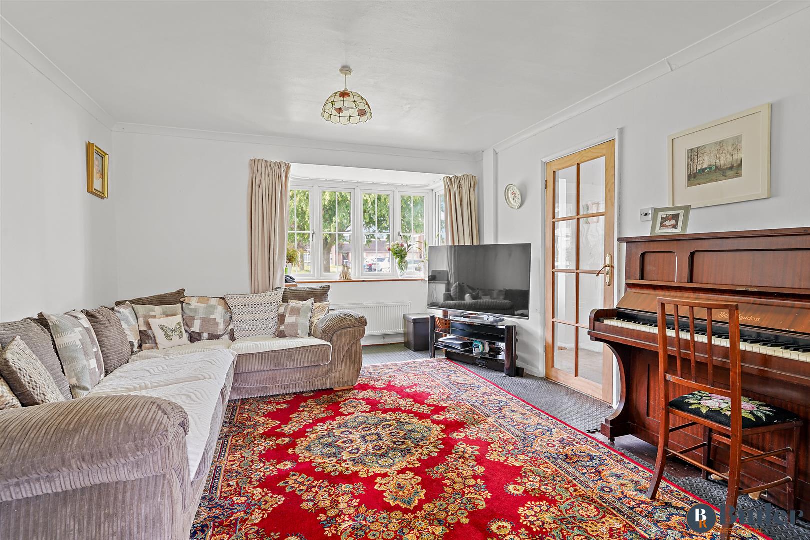 3 bed terraced house for sale in Greville Close, Hatfield  - Property Image 2