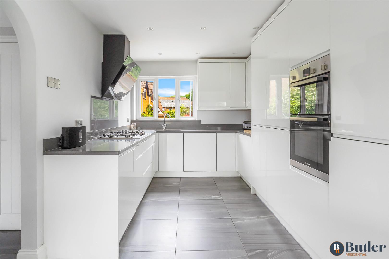 4 bed detached house for sale in Watercress Close, Stevenage 13