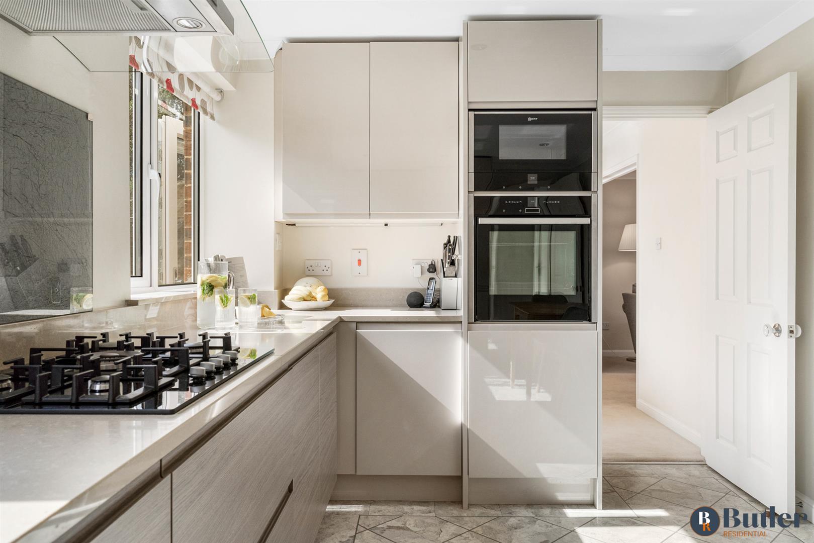 4 bed detached house for sale in Chancellors Road, Stevenage 15