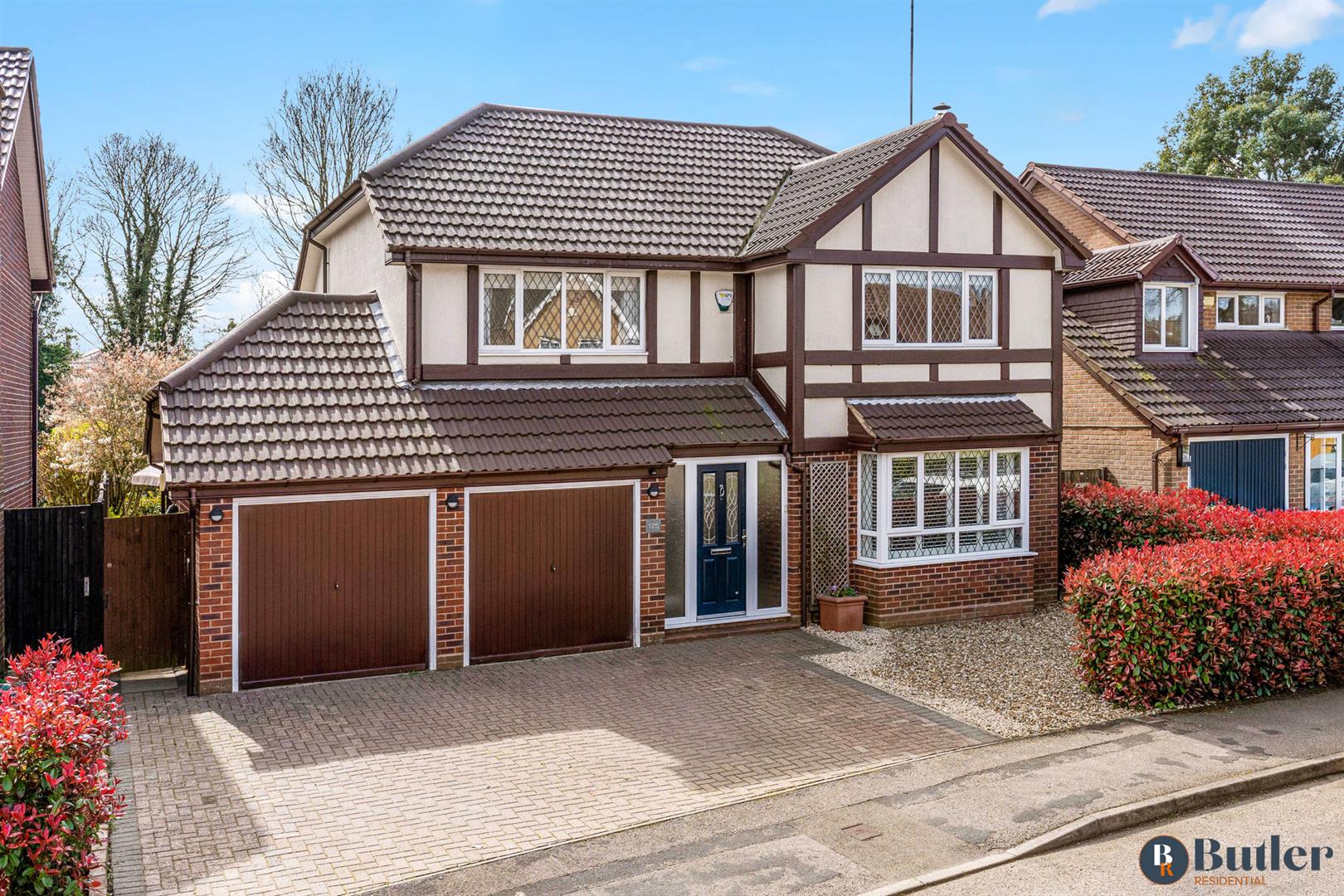 4 bed detached house for sale in Chancellors Road, Stevenage - Property Image 1