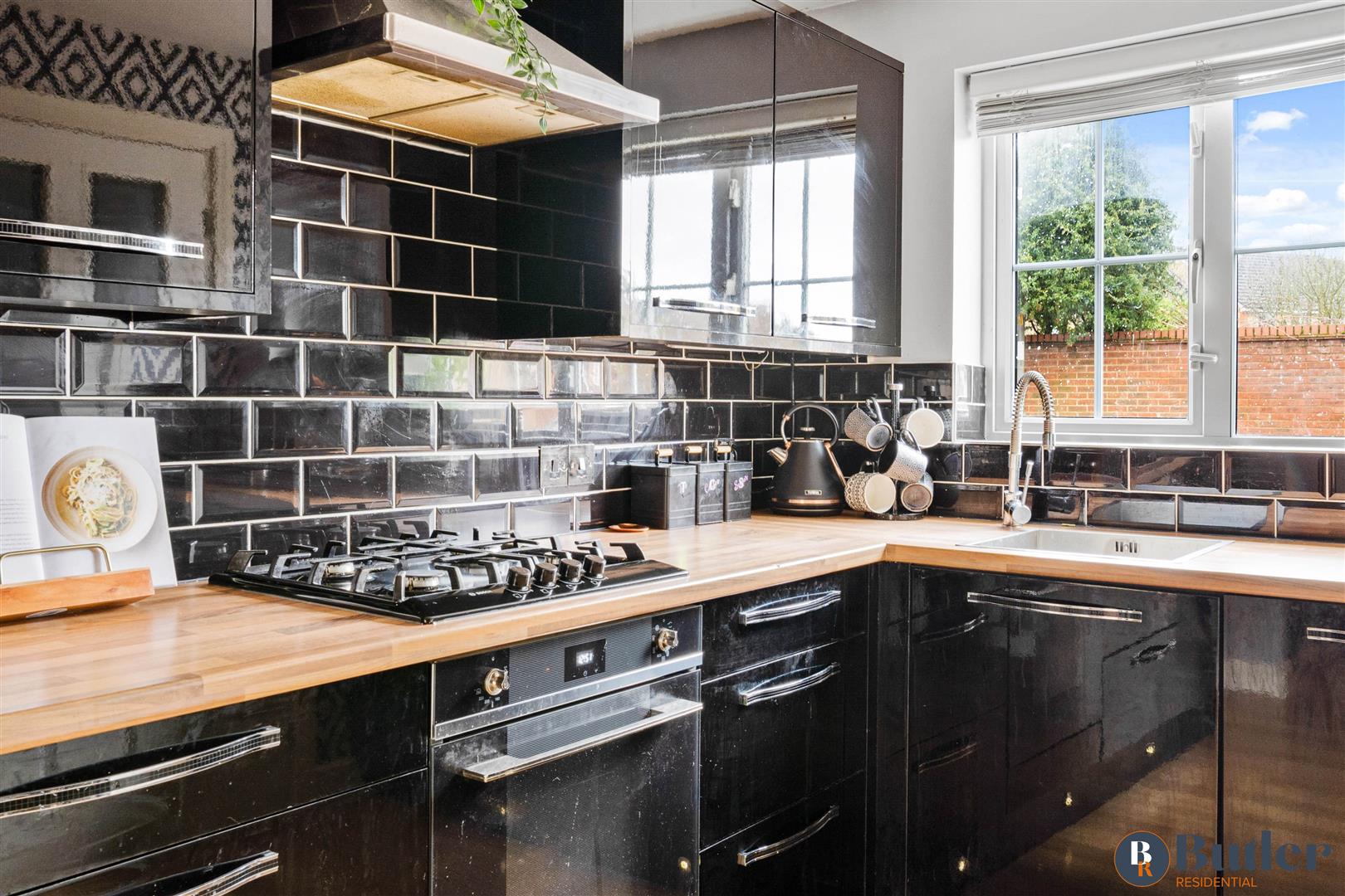 6 bed detached house for sale in Lomond Way, Stevenage  - Property Image 20