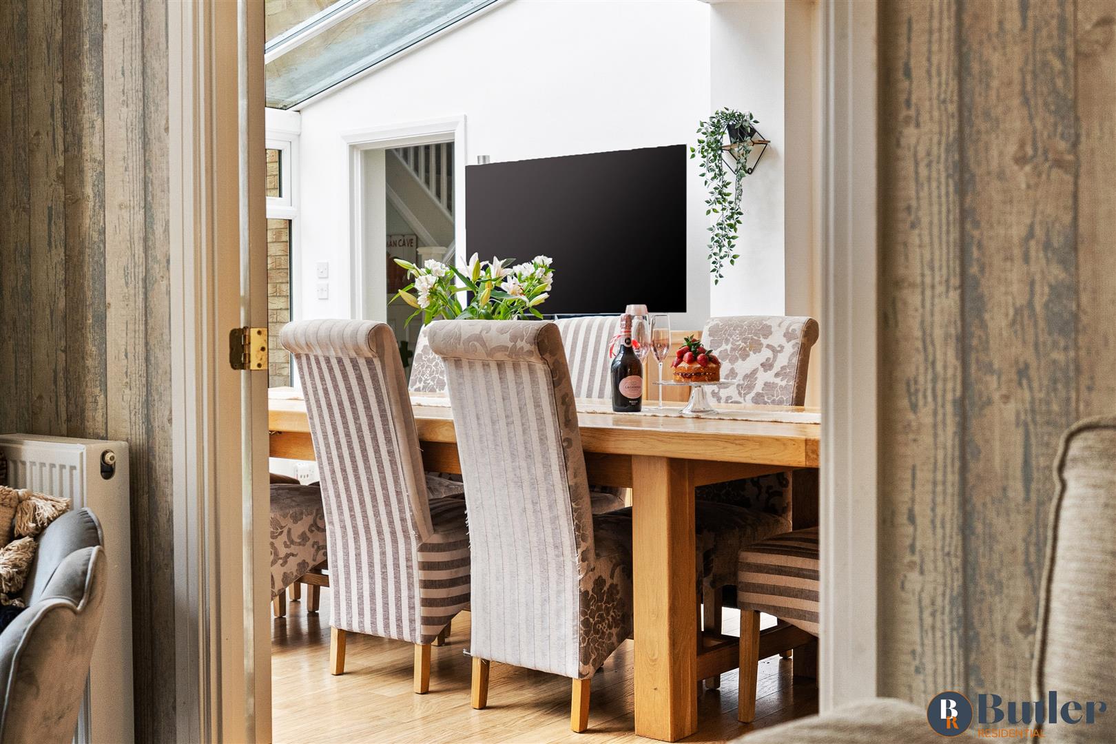 6 bed detached house for sale in Lomond Way, Stevenage  - Property Image 8