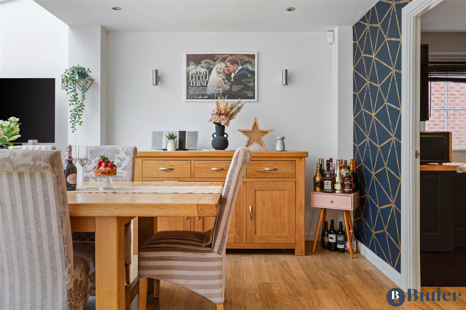 6 bed detached house for sale in Lomond Way, Stevenage  - Property Image 18