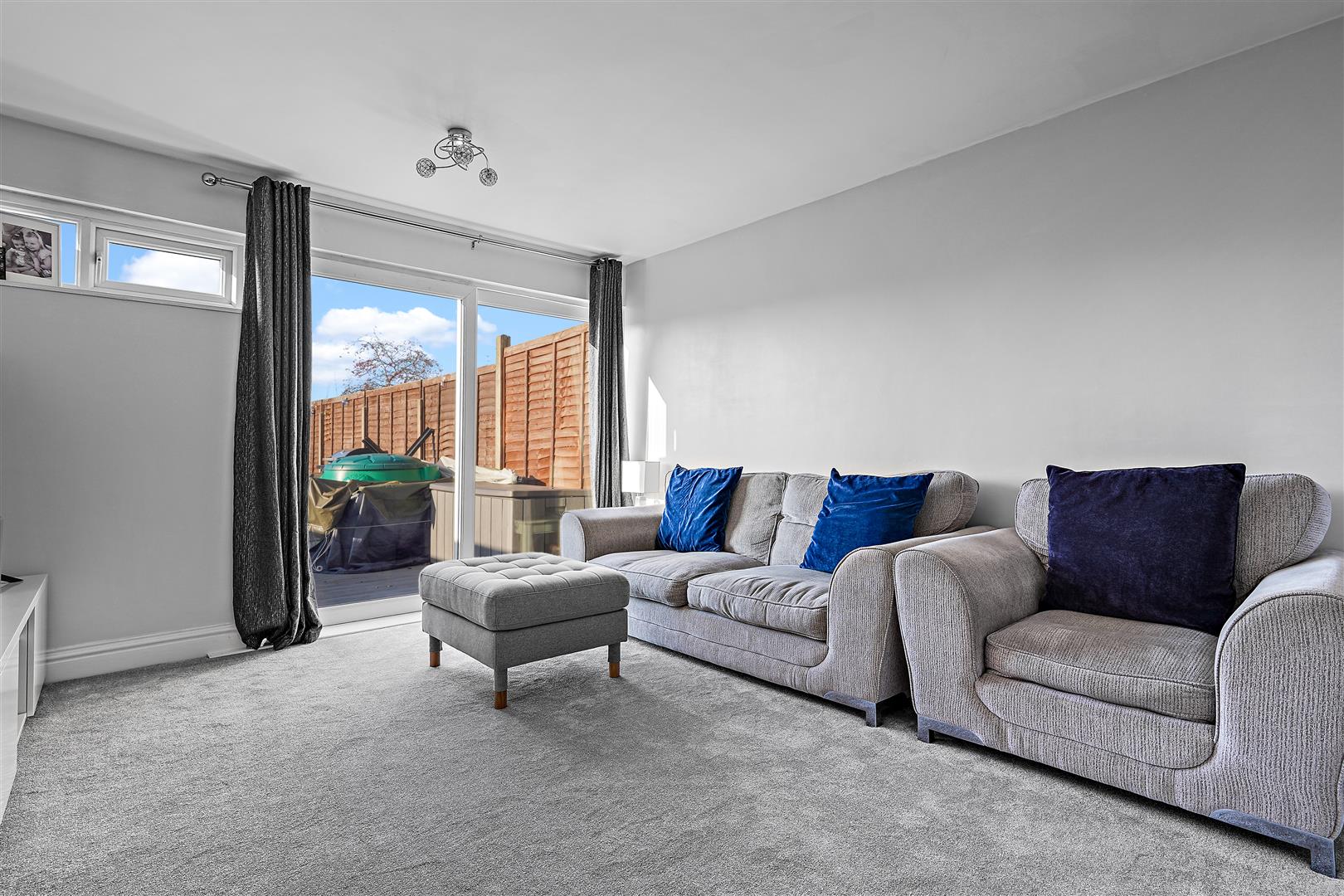 2 bed terraced house for sale in Bronte Paths, Stevenage  - Property Image 6