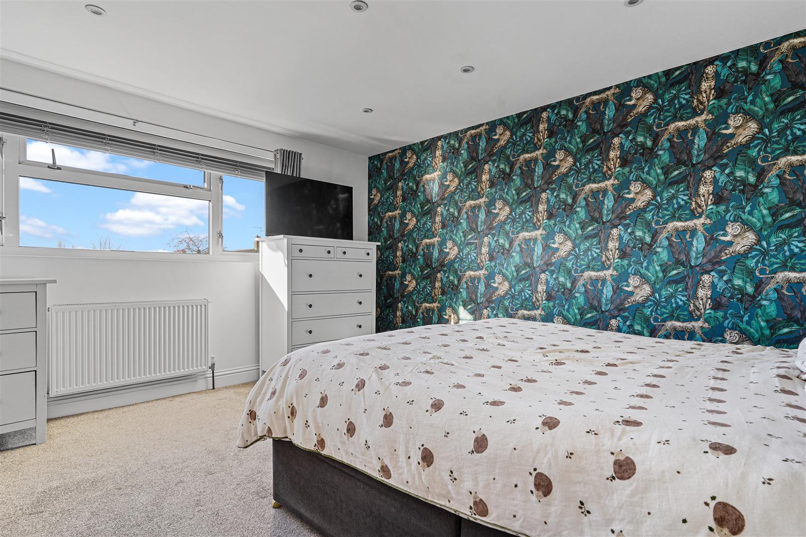 2 bed terraced house for sale in Bronte Paths, Stevenage 8