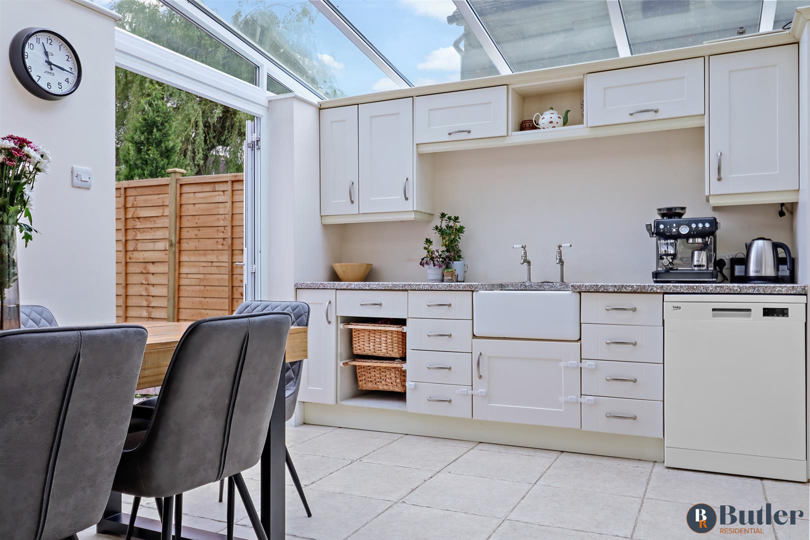 3 bed semi-detached house for sale in Letchmore Road, Stevenage  - Property Image 8