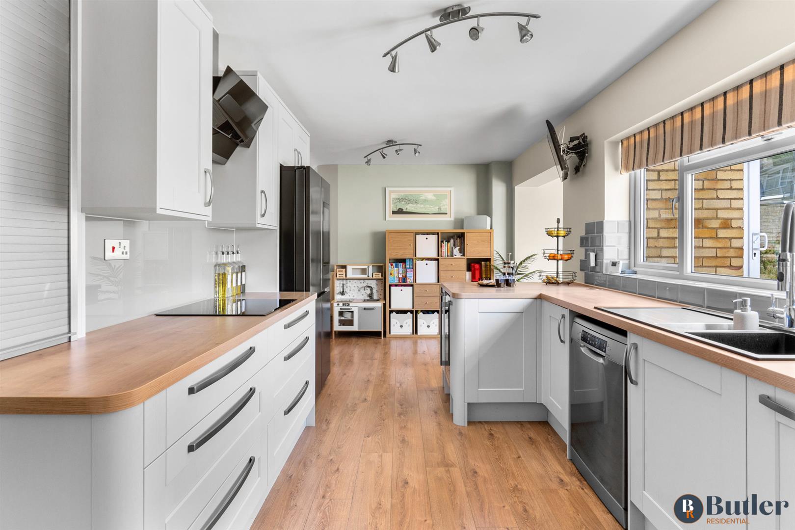 3 bed semi-detached house for sale in Burns Close, Stevenage 17