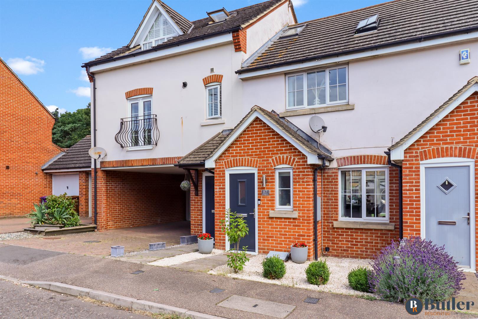 3 bed terraced house for sale in Cleveland Way, Stevenage, SG1 