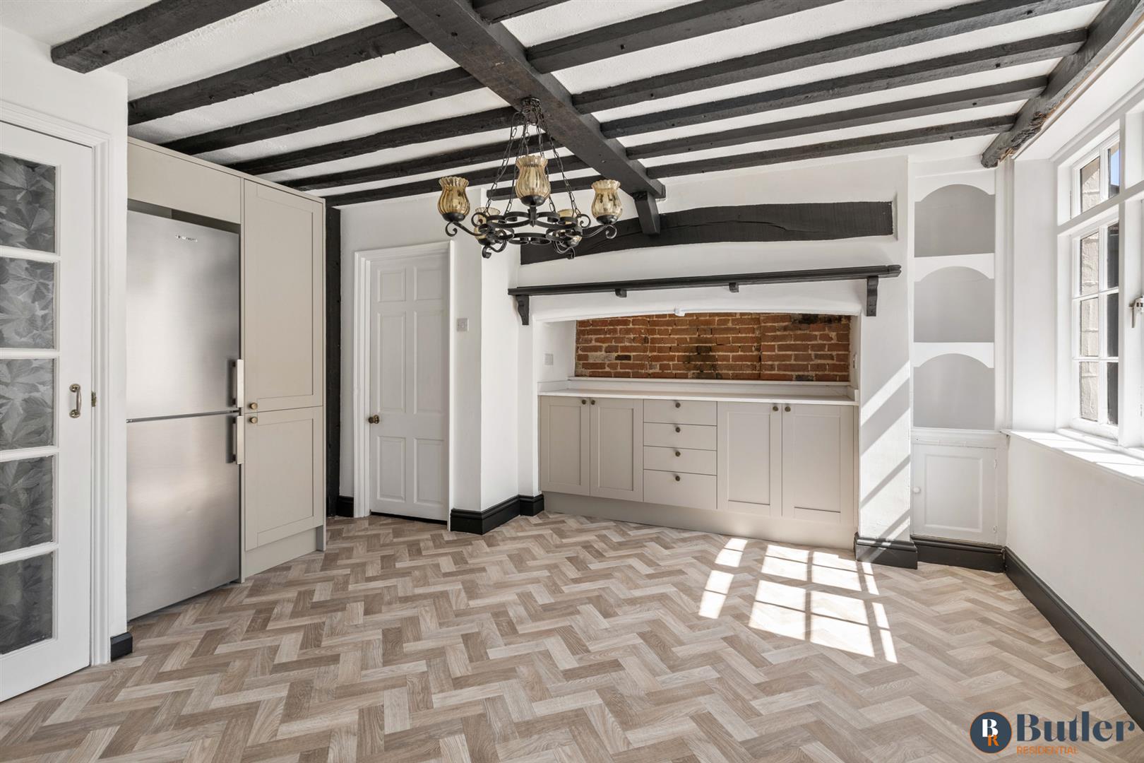 4 bed semi-detached house for sale in Hitchin Street, Baldock  - Property Image 29