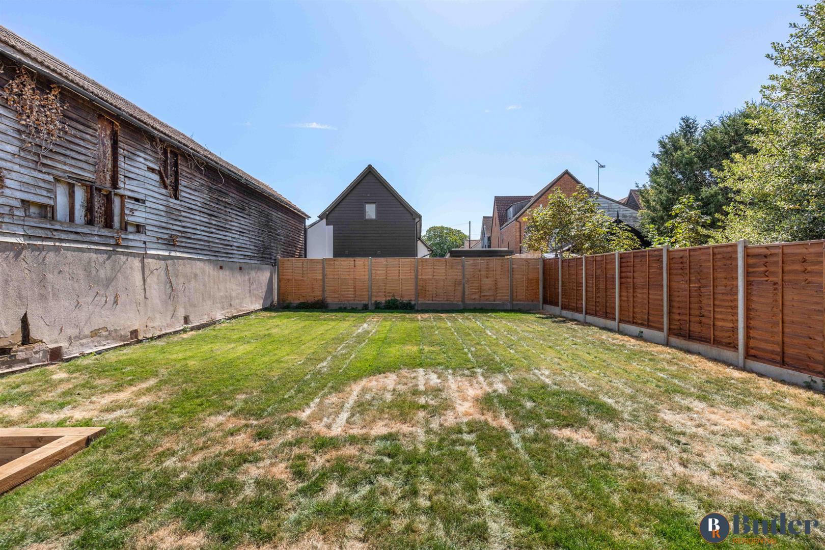 4 bed semi-detached house for sale in Hitchin Street, Baldock  - Property Image 57