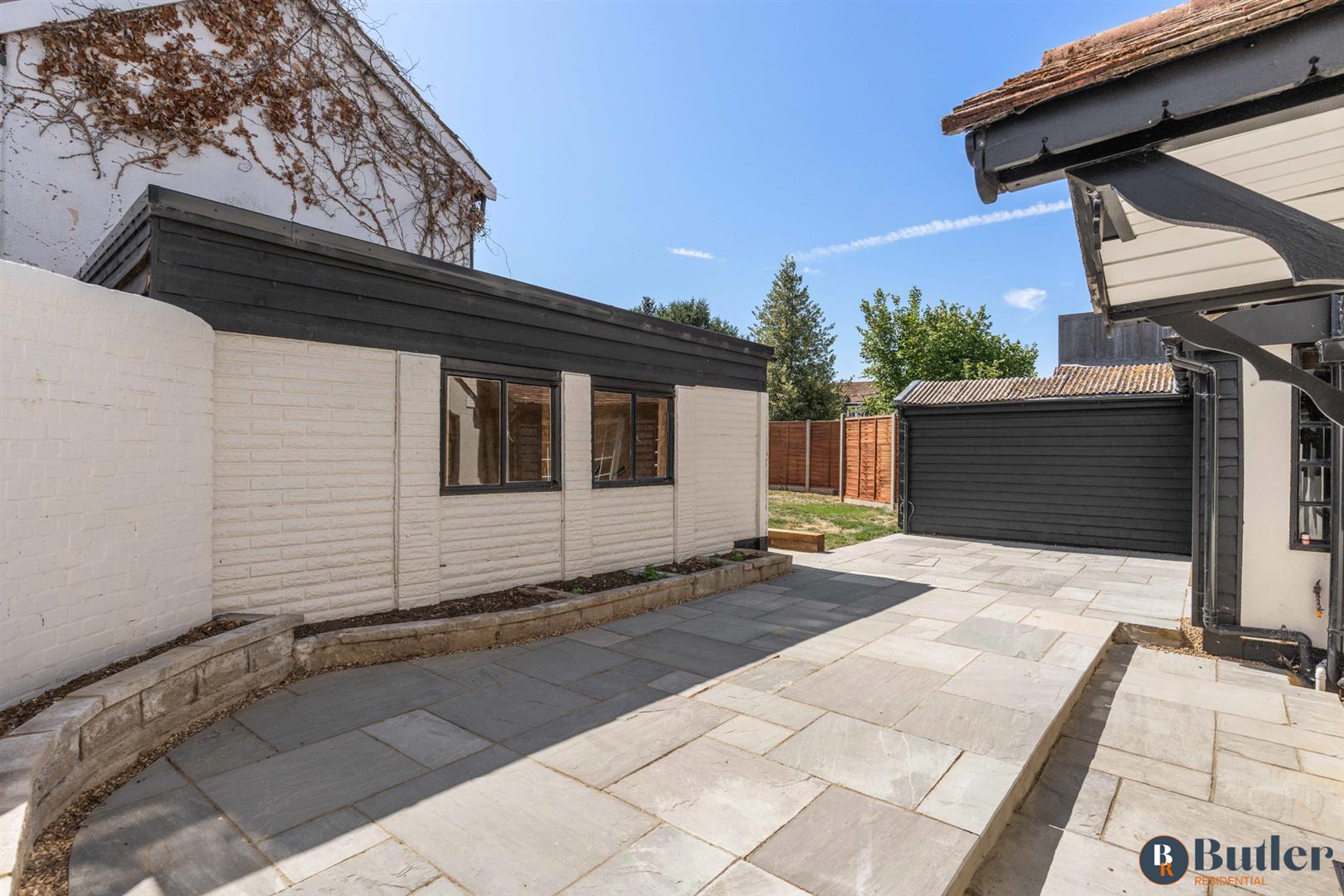 4 bed semi-detached house for sale in Hitchin Street, Baldock 54