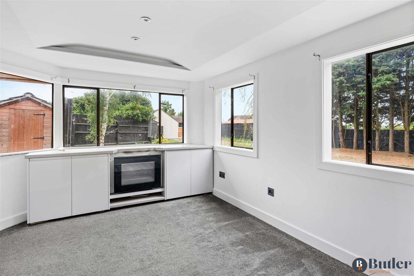 4 bed detached bungalow for sale in Meadow Green End, Landbeach 86