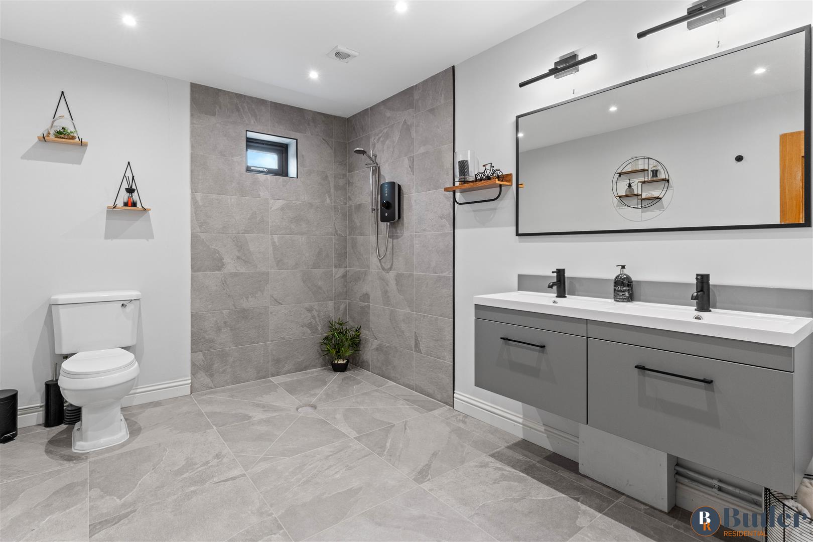 4 bed detached bungalow for sale in Meadow Green End, Landbeach 58