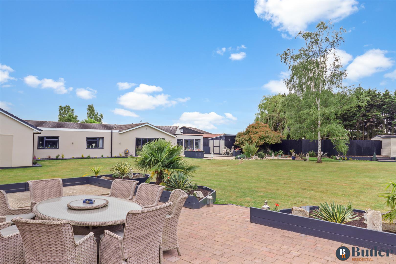 4 bed detached bungalow for sale in Meadow Green End, Landbeach  - Property Image 107