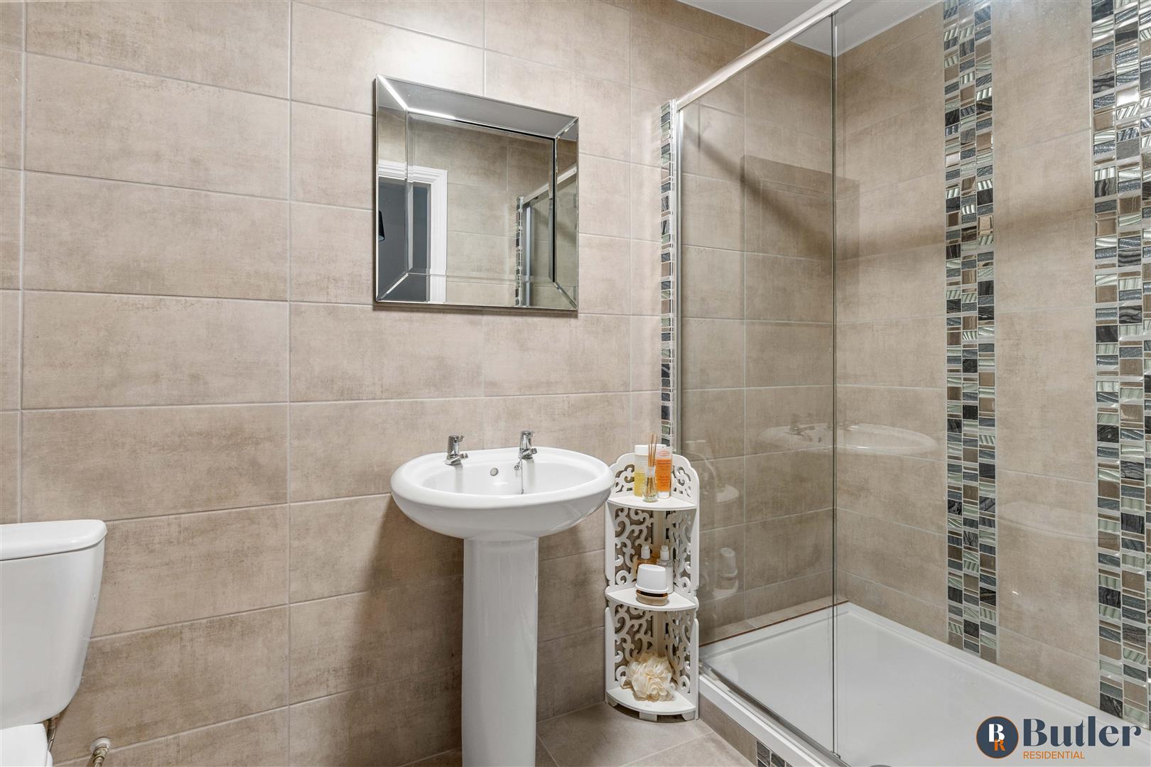 4 bed detached bungalow for sale in Meadow Green End, Landbeach 77