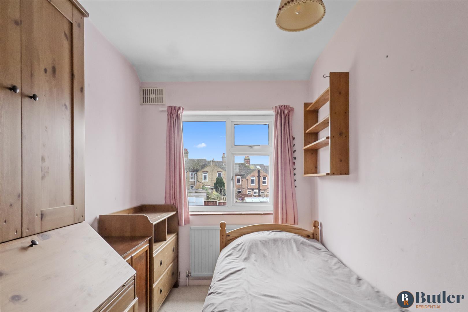 4 bed terraced house for sale in Highover Way, Hitchin  - Property Image 17