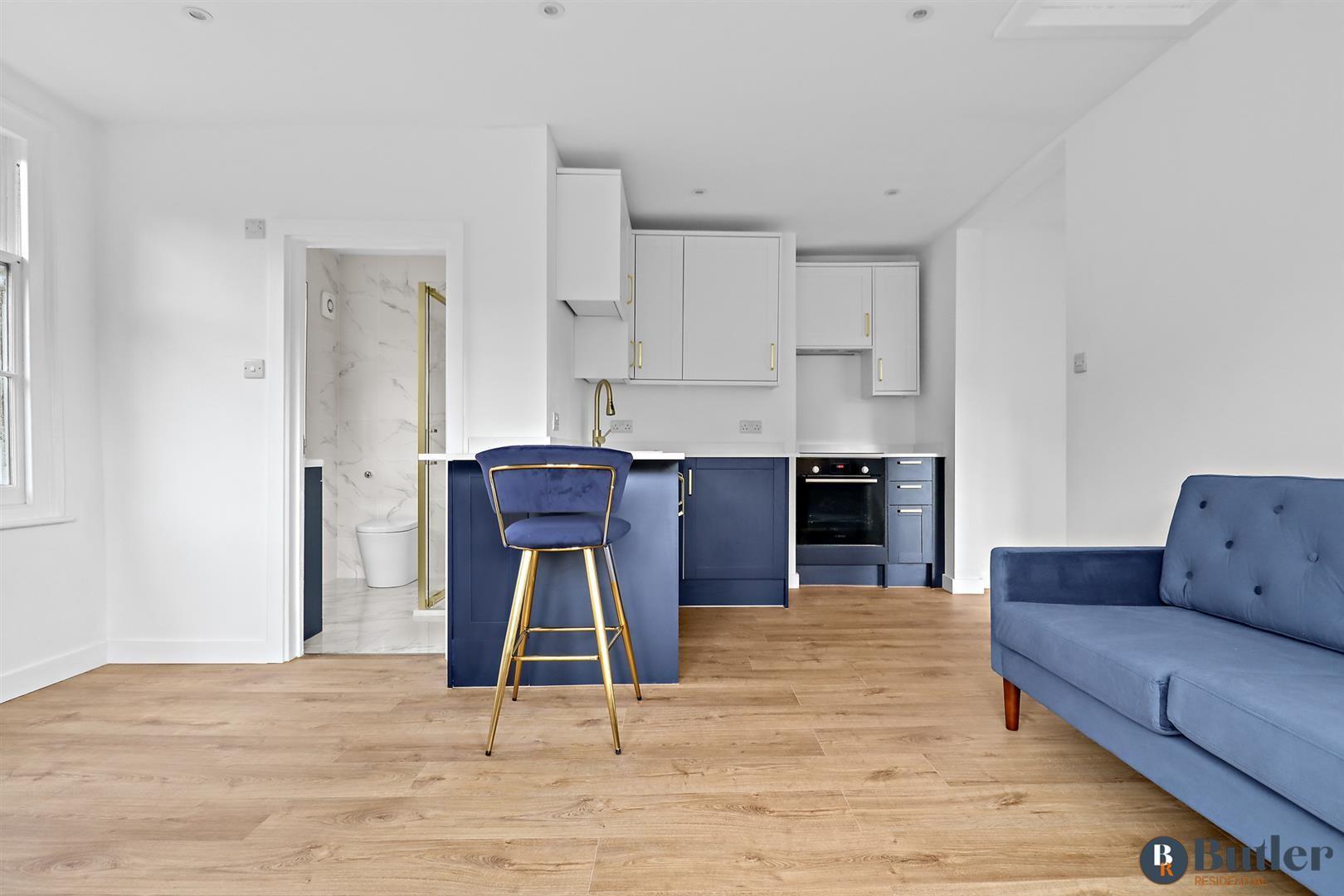 1 bed flat for sale in North Road, Hertford  - Property Image 3